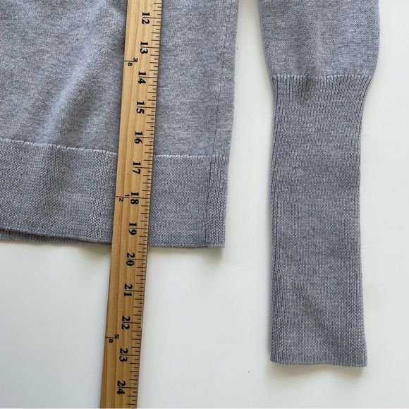 Aritzia Wilfred Gray Grey Roll neck Semi Cropped Merino Wool Sweater Size Small* - Picture 8 of 8